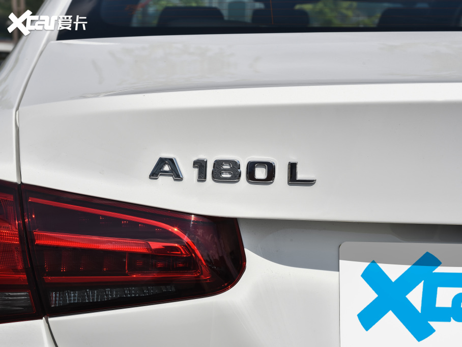 2022YA Ŀ A 180 L \I܇