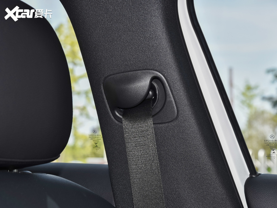 2022YA Ŀ A 180 L \I܇