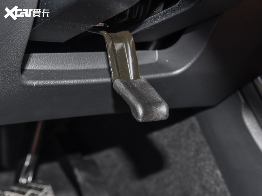 2022YA Ŀ A 180 L \I܇