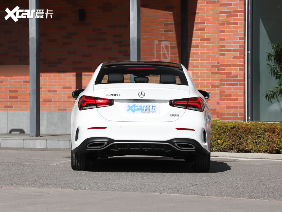 2022YA Ŀ A 200 L \I܇r