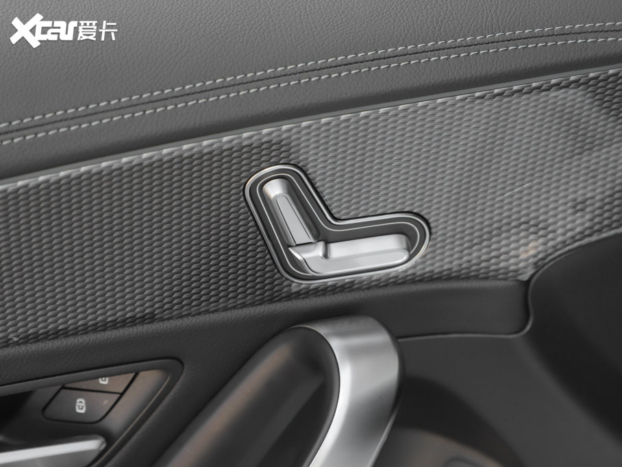 2022YA Ŀ A 200 L \I܇r