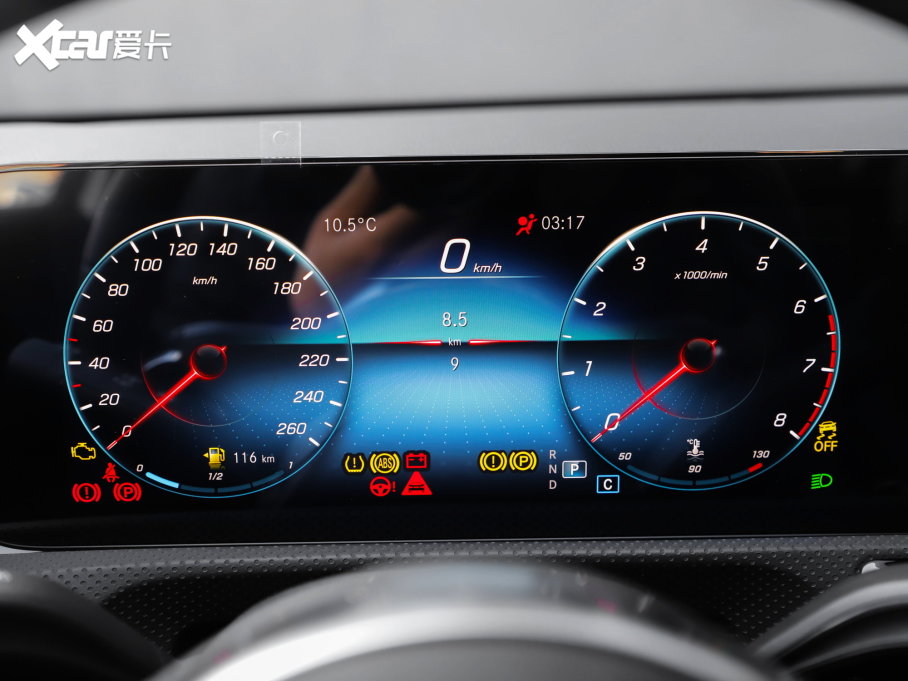 2022YA Ŀ A 200 L \I܇r