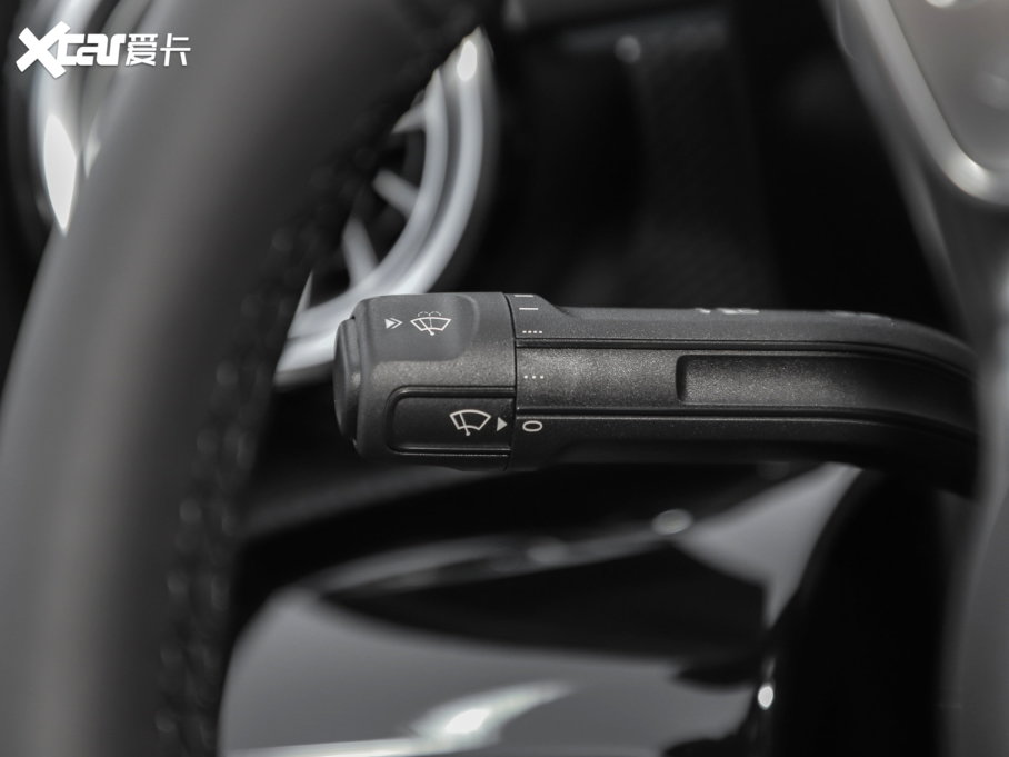 2022YA Ŀ A 200 L \I܇r