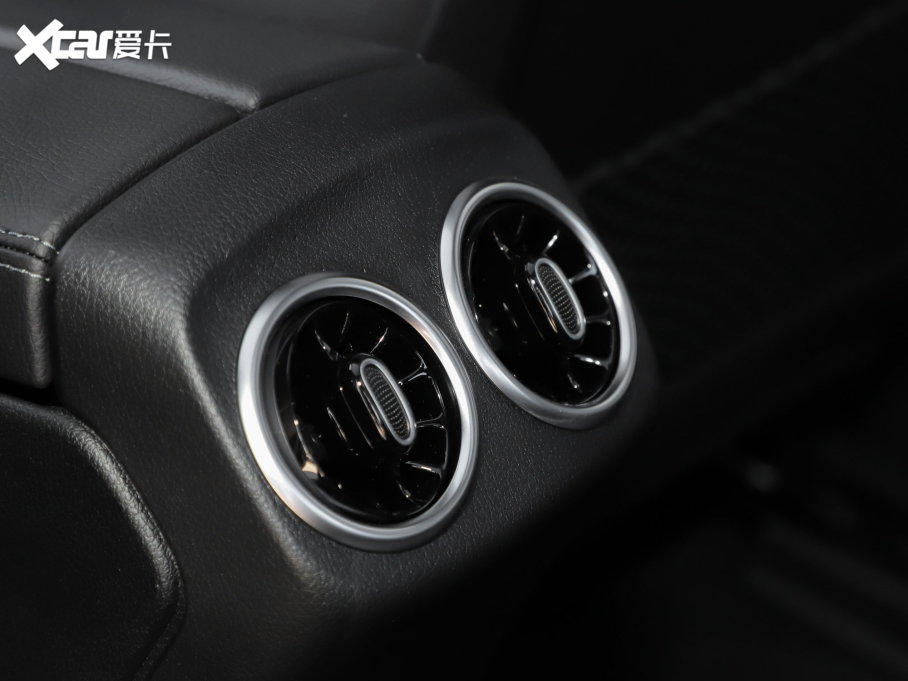 2022YA Ŀ A 200 L \I܇r