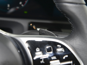 2022A(y) 180 L \(yn)(dng)I܇ п؅^(q)