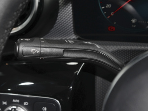 2022A(y) 180 L \(yn)(dng)I܇ п؅^(q)