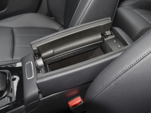 2022Ŀ A 200 L \I܇Ӹ g