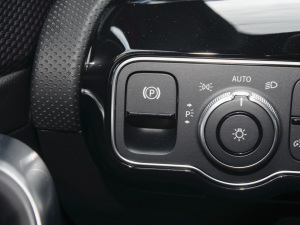 2022Ŀ A 200 L \(yn)(dng)I܇(ch)(dng) v܇(ch)Ƅ(dng)