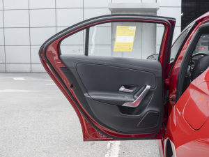 2022Ŀ A 200 L \(yn)(dng)I܇(ch)(dng) ܇(ch)T(mn)