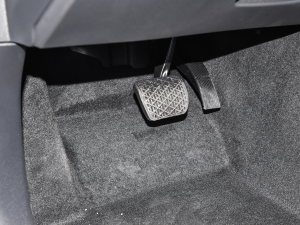 2022Ŀ A 200 L \I܇r п؅^