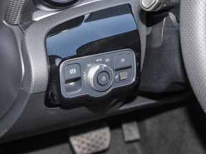 2022Ŀ A 200 L \I܇r п؅^