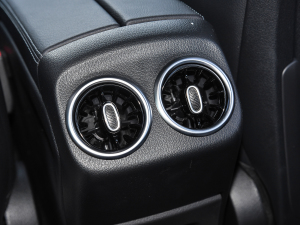 2022Ŀ A 200 L \I܇r п؅^