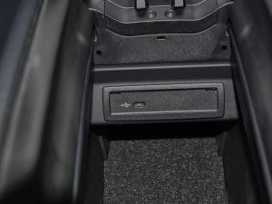 2022Ŀ A 180 L \I܇ g