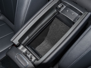 2022Ŀ A 180 L \I܇ g