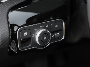 2022Ŀ A 200 L \I܇r п؅^