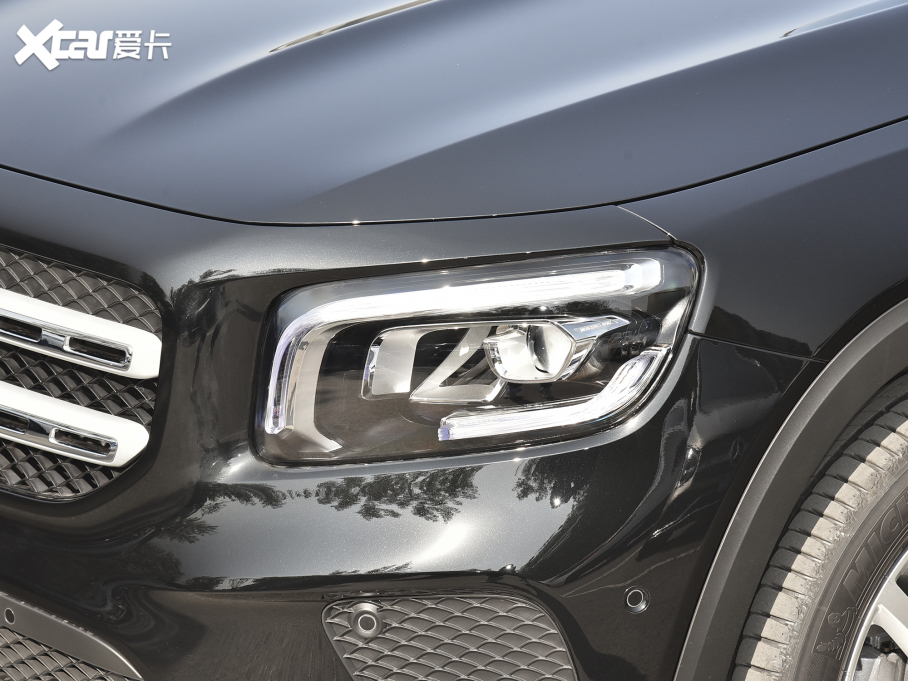 2022YGLB GLB 200 (dng)