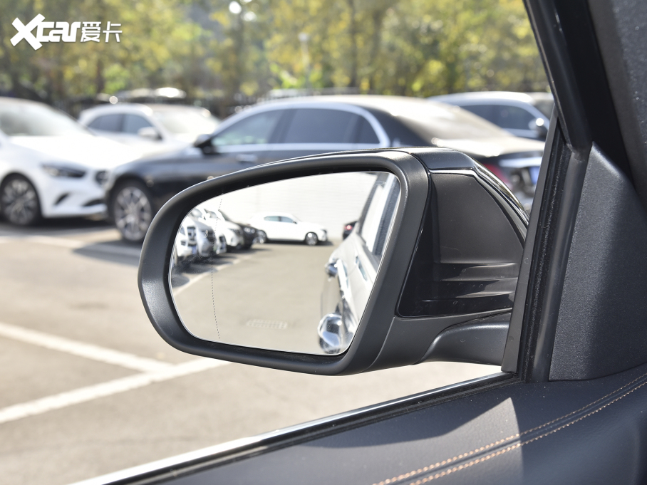 2022YGLB GLB 200 Ӹ