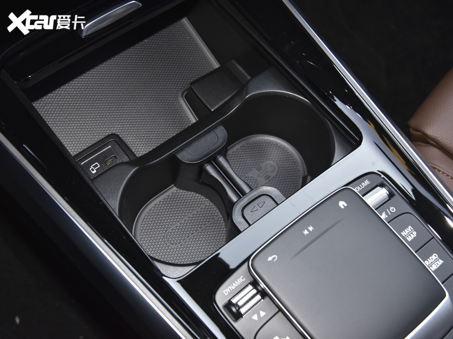 2022YGLB GLB 200 Ӹ