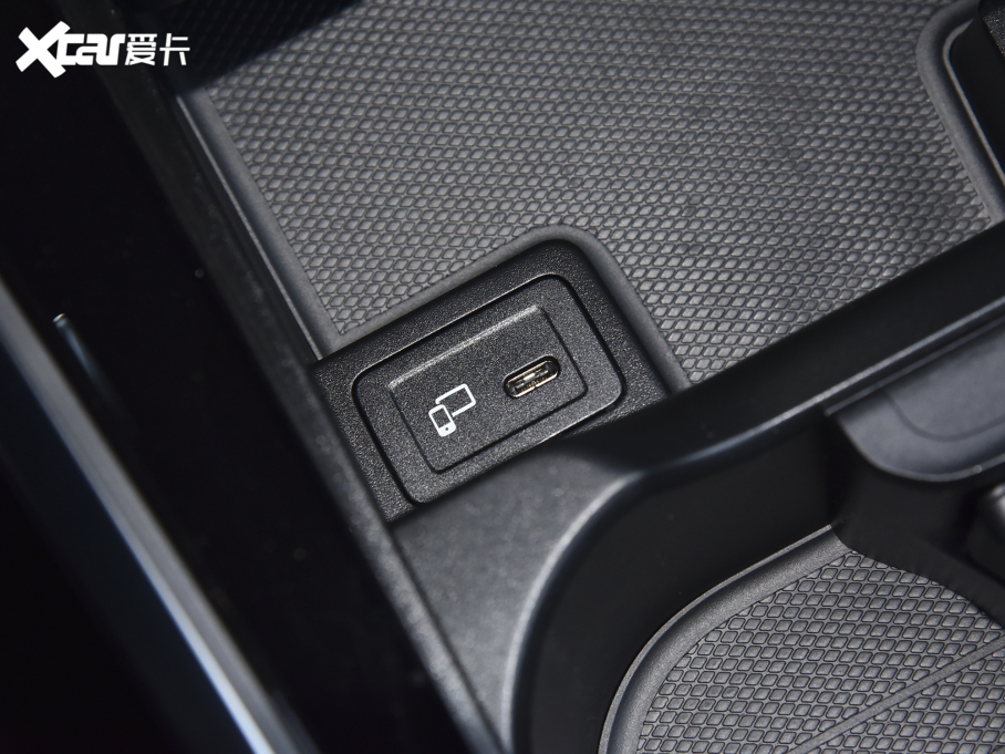 2022YGLB GLB 200 Ӹ