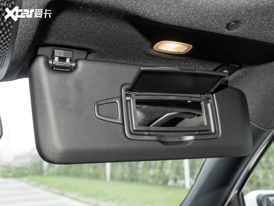 2022YGLB GLB 180 r