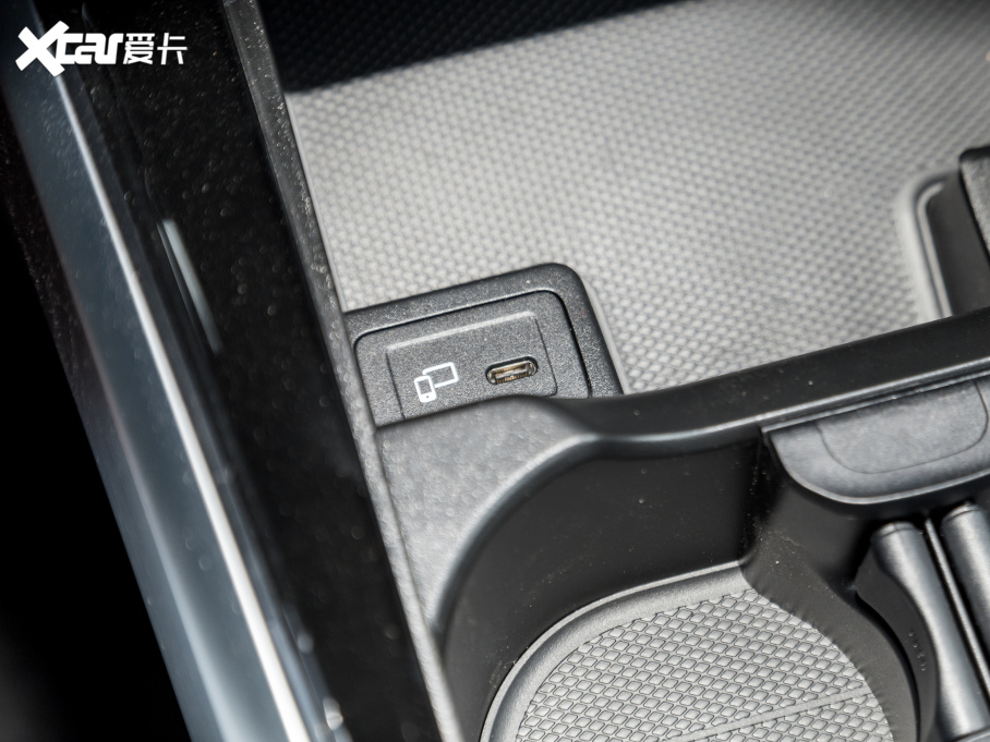 2022YGLB GLB 180 r