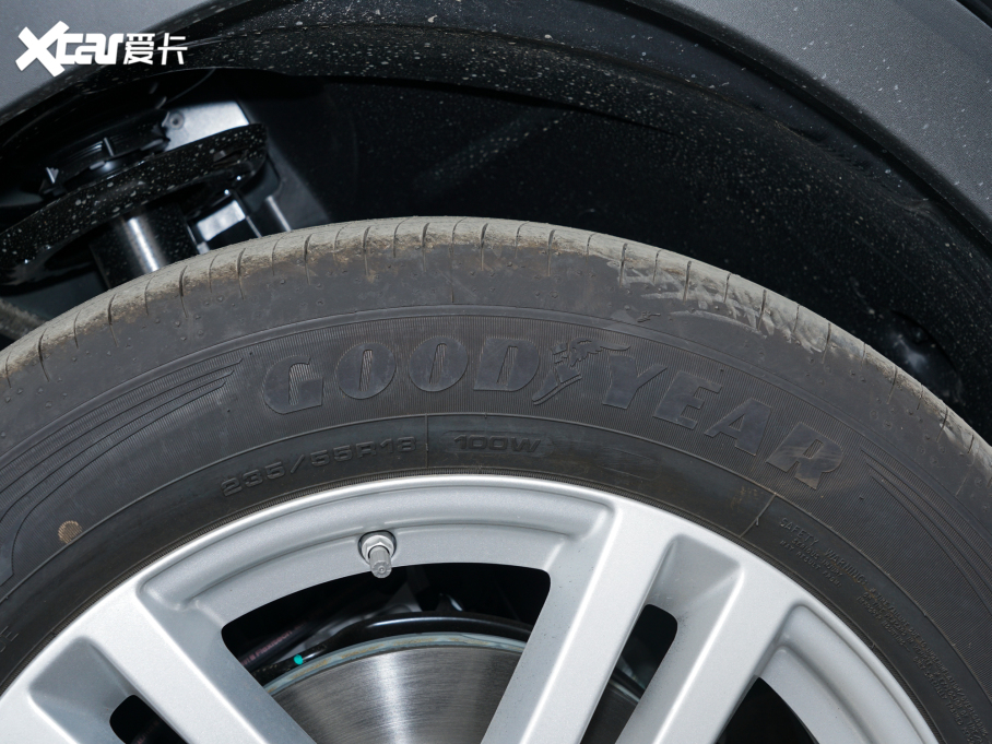 2022YGLB GLB 180 (dng)