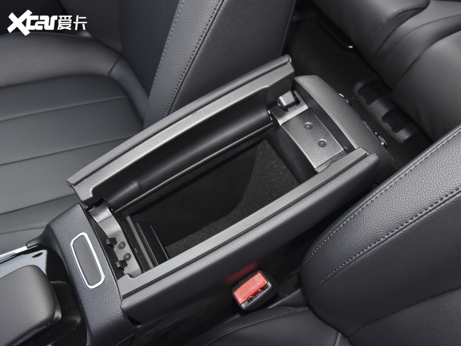 2022YGLB Ŀ GLB 180 r