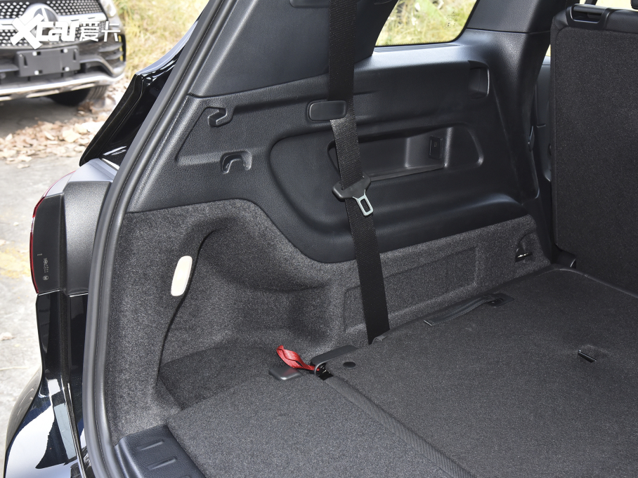 2022YGLB Ŀ GLB 180 r