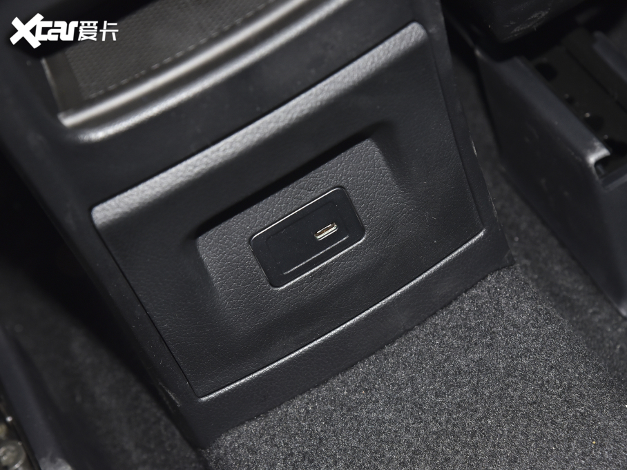 2022YGLB Ŀ GLB 180 r