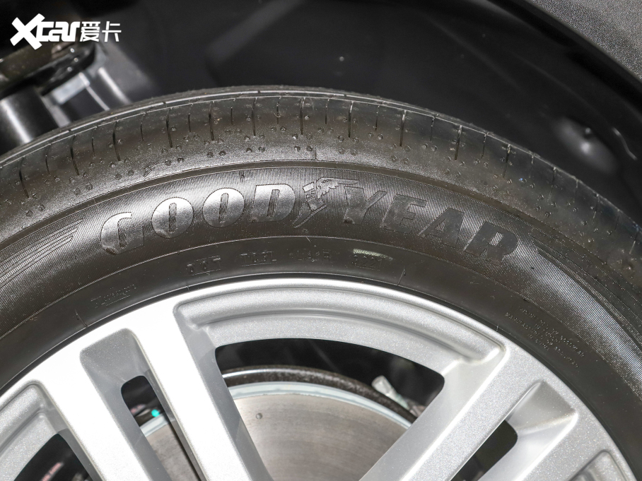 2022YGLB Ŀ GLB 180 (dng)