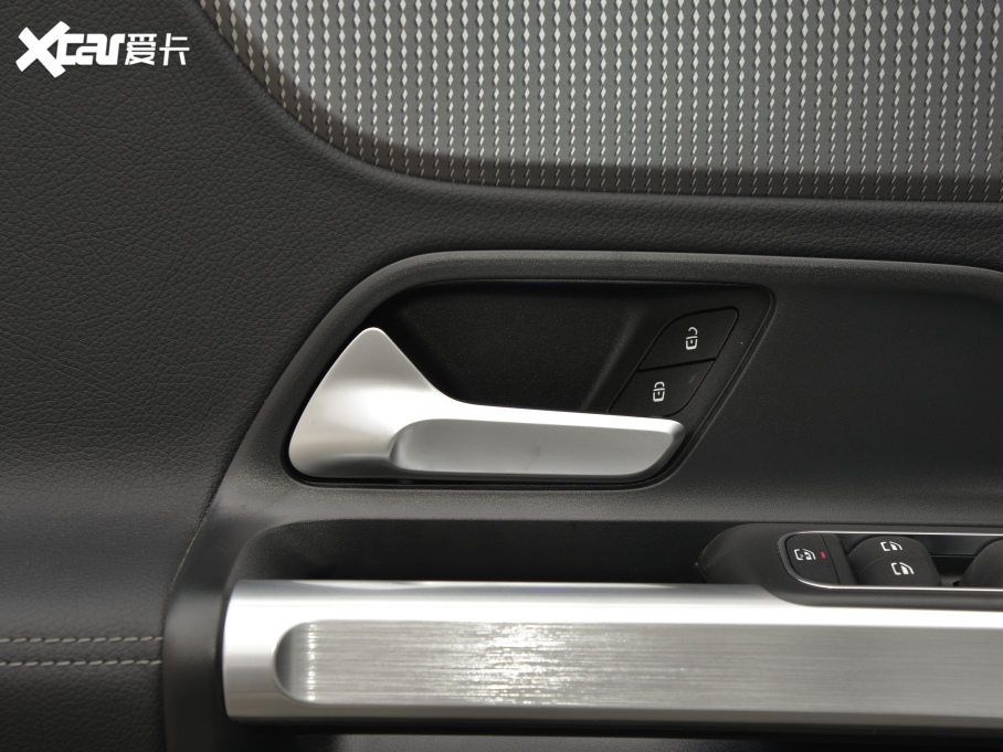 2022YGLB GLB 220 r(sh)