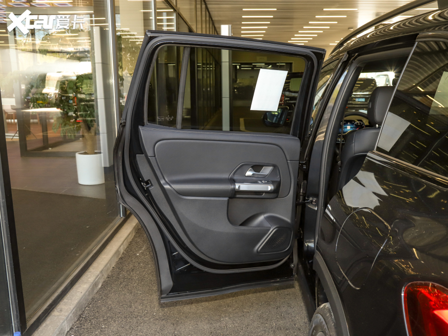 2022YGLB GLB 220 4MATIC