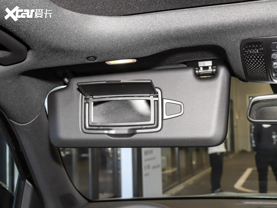 2022YGLB GLB 220 4MATIC