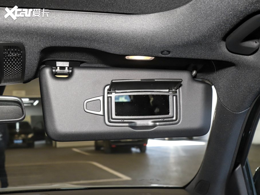 2022YGLB GLB 220 4MATIC