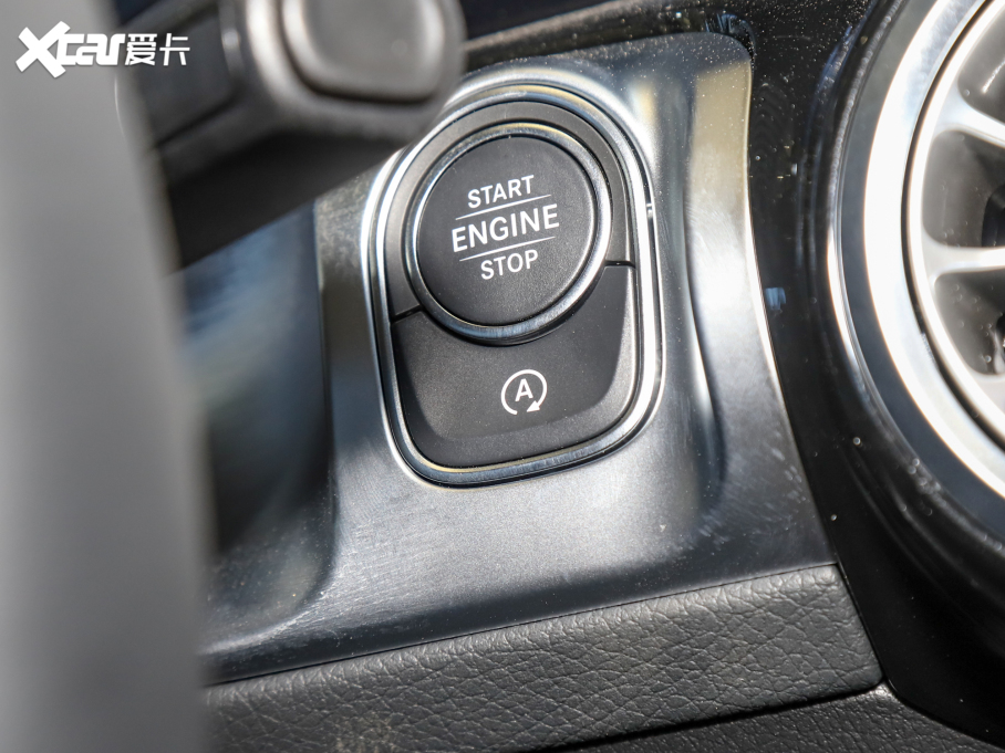 2022YGLB GLB 220 4MATIC