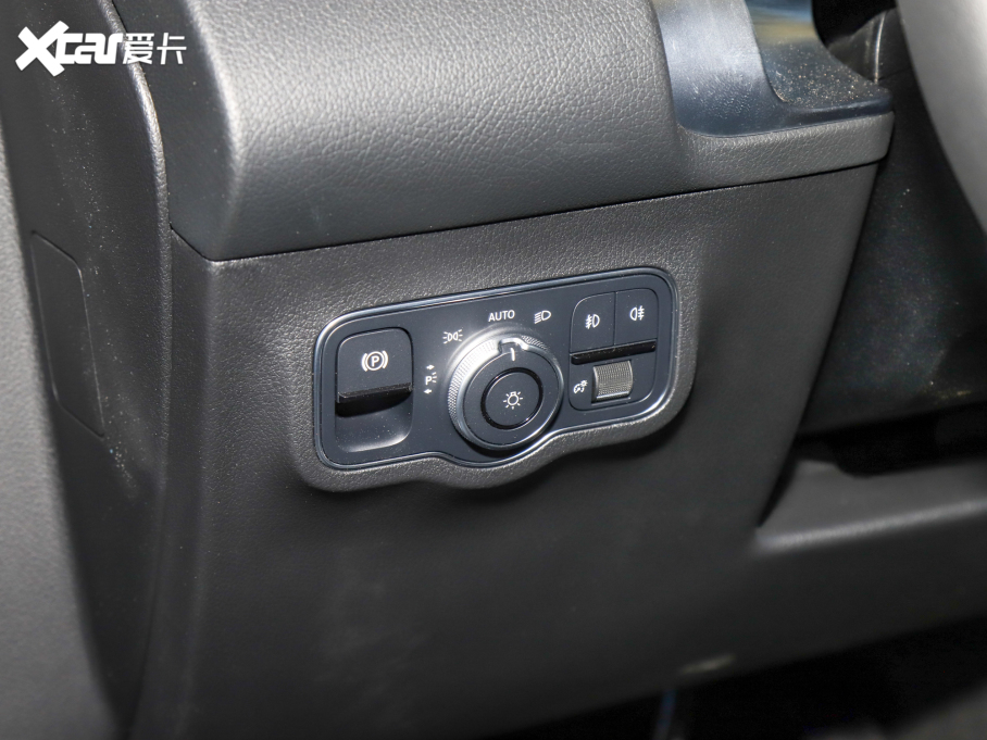 2022YGLB GLB 220 4MATIC