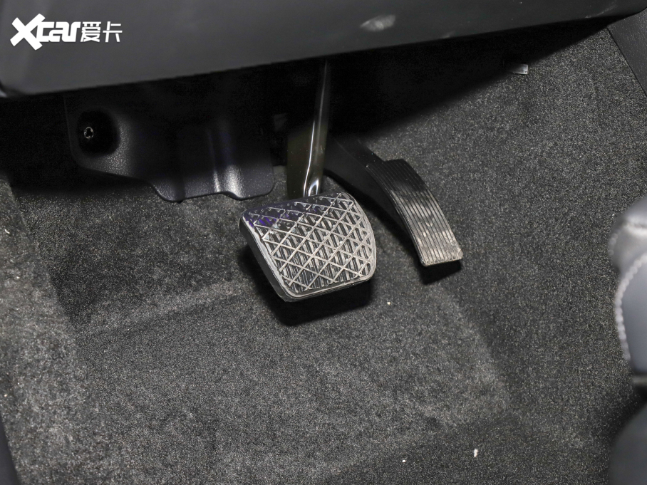 2022YGLB GLB 220 4MATIC