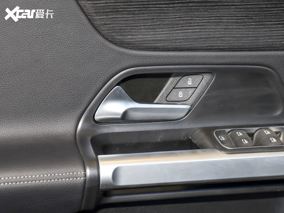 2022YGLB GLB 220 4MATIC