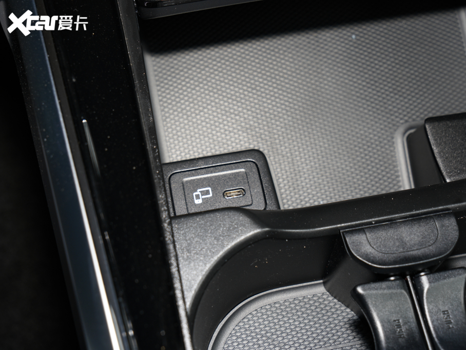 2022YGLB Ŀ GLB 200 (dng)