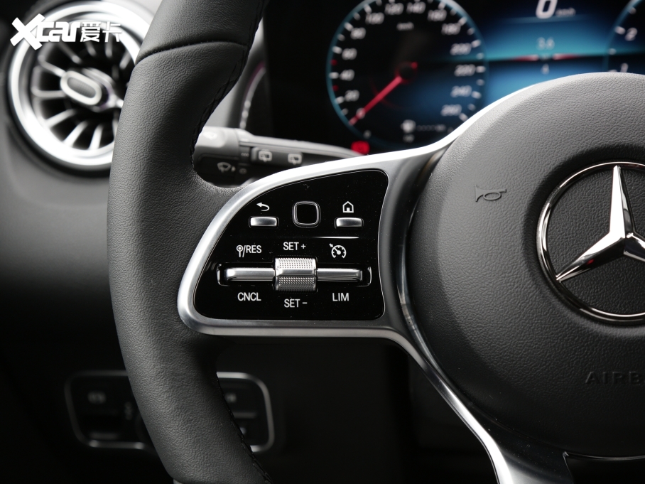 2022YGLB GLB 220 Ӹ