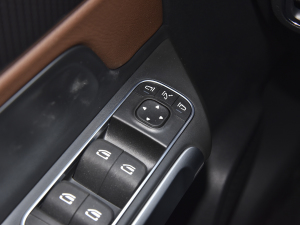 2022GLB 200 Ӹ п؅^