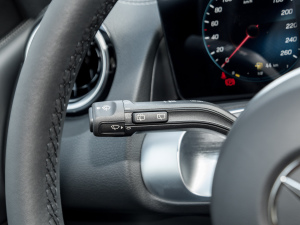 2022GLB 180 r п؅^(q)