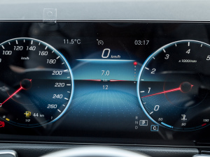 2022GLB 180 r п؅^(q)