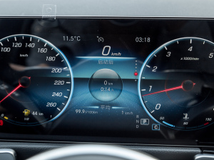 2022GLB 180 r п؅^(q)