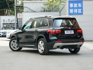 2022GLB 180 (dng) w^