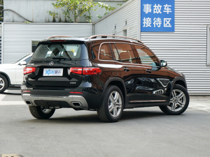 2022GLB 180 (dng) w^