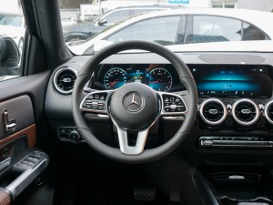 2022GLB 180 Ӹ п؅^