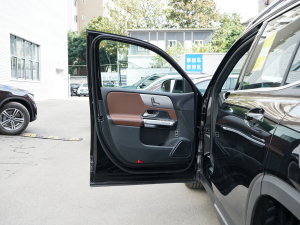 2022GLB 180 Ӹ п؅^