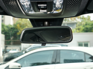 2022GLB 180 (dng) п؅^(q)