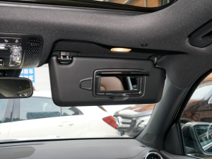 2022GLB 180 (dng) п؅^(q)